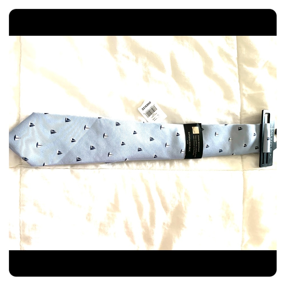 Banana Republic Factory tie